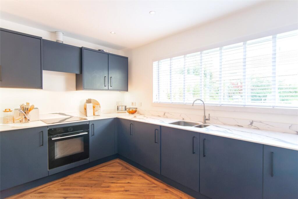 House in Swansea, Aberporth - View 5