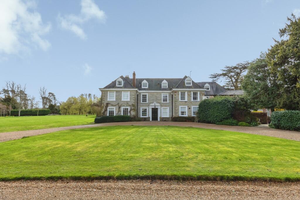 Main image of property: Ladbroke, Southam, Warwickshire, CV47