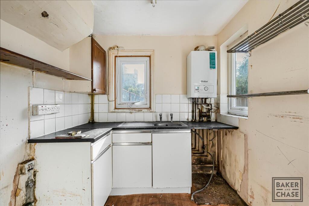 House in London - View 5