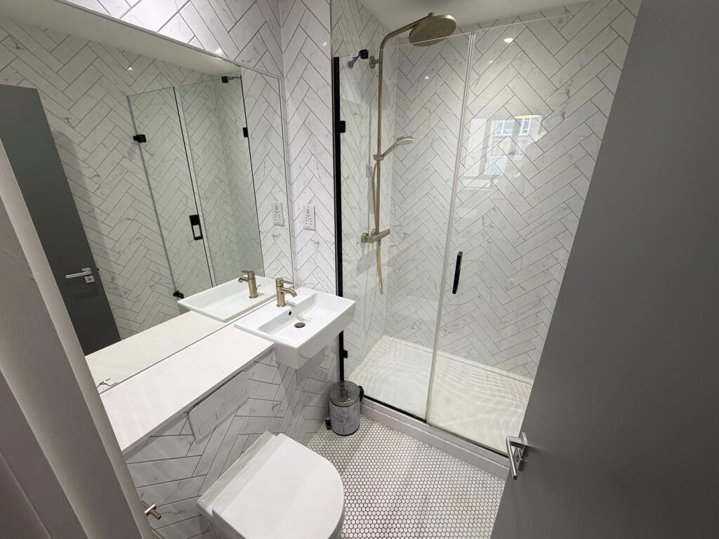 Apartment in Birmingham - View 5