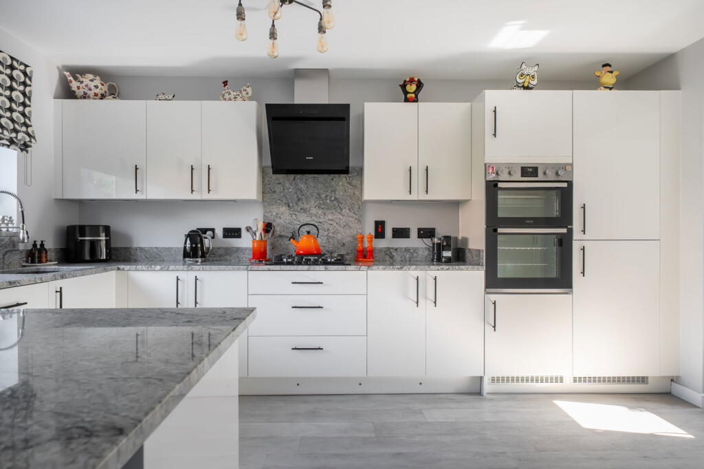 House in Swindon, Melksham Without - View 5