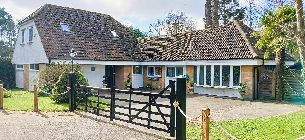 Main image of property: Beacon Hill, CM8