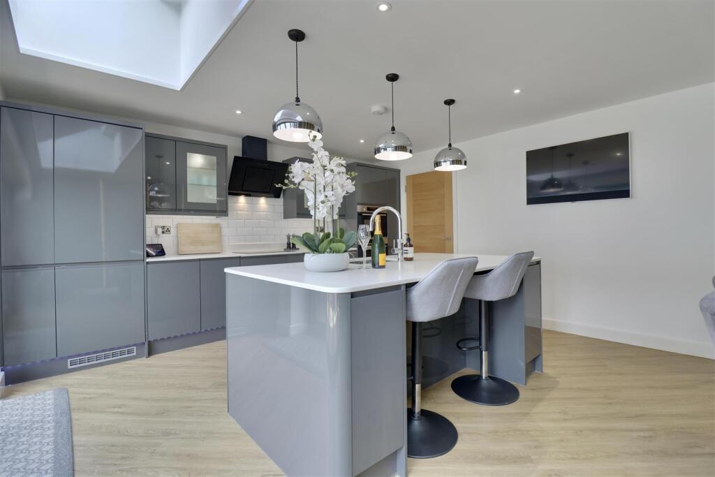 House in Portsmouth, Drayton - View 5