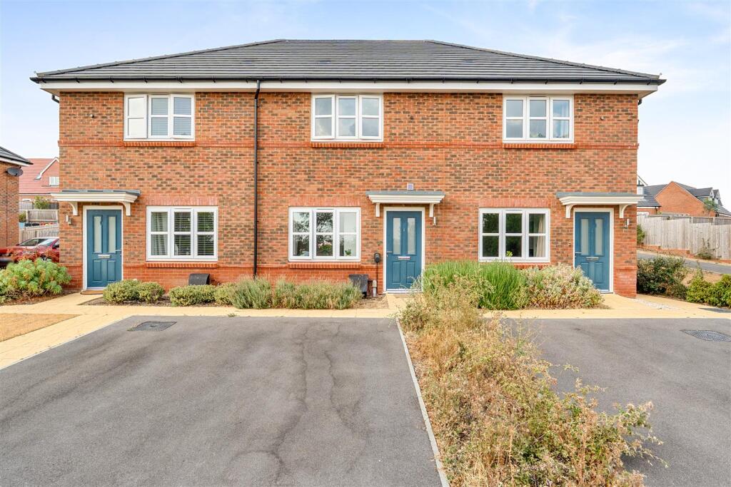 Main image of property: Merchant Crescent, Faringdon