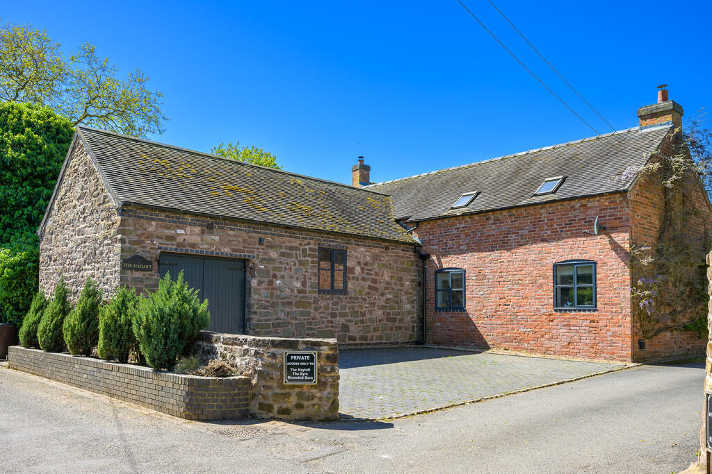 Main image of property: Meretown, Newport