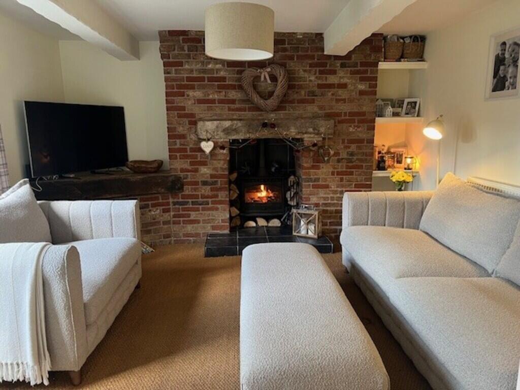 3-bed terraced on Maltkiln Road, Fenton, £177,500