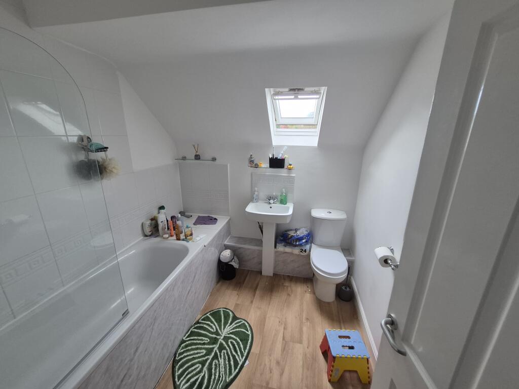 Springhead Court 792 Hotham Road South, Hull, HU5 5LG photo 4