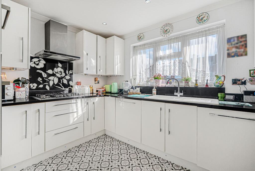 Additional image 5 of Alderman Close, Welham Green, AL9