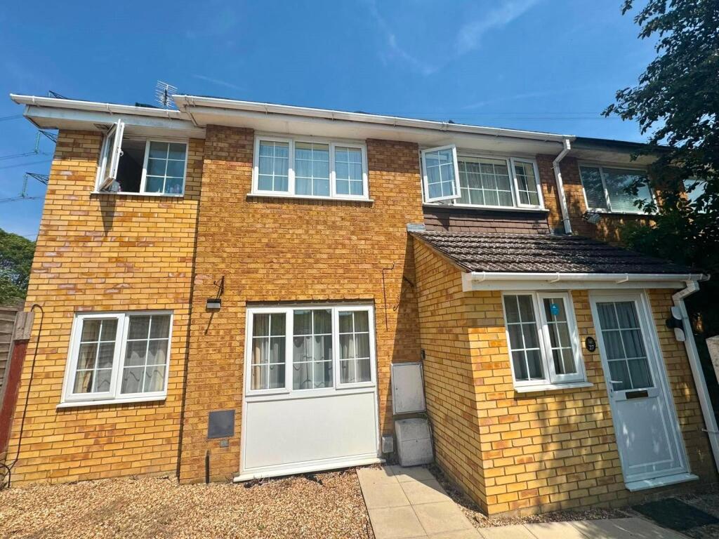 Main image of property: Therfield Walk, Houghton Regis, Dunstable, LU5