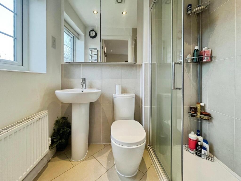 House in Blaby, Glenfields - View 5