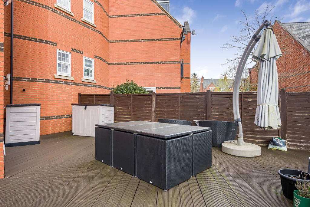 Additional image 33 of Boyes Crescent, London Colney, AL2