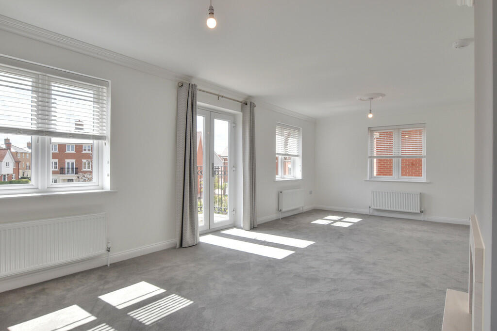 Woodlands Park, New Homes photo 2