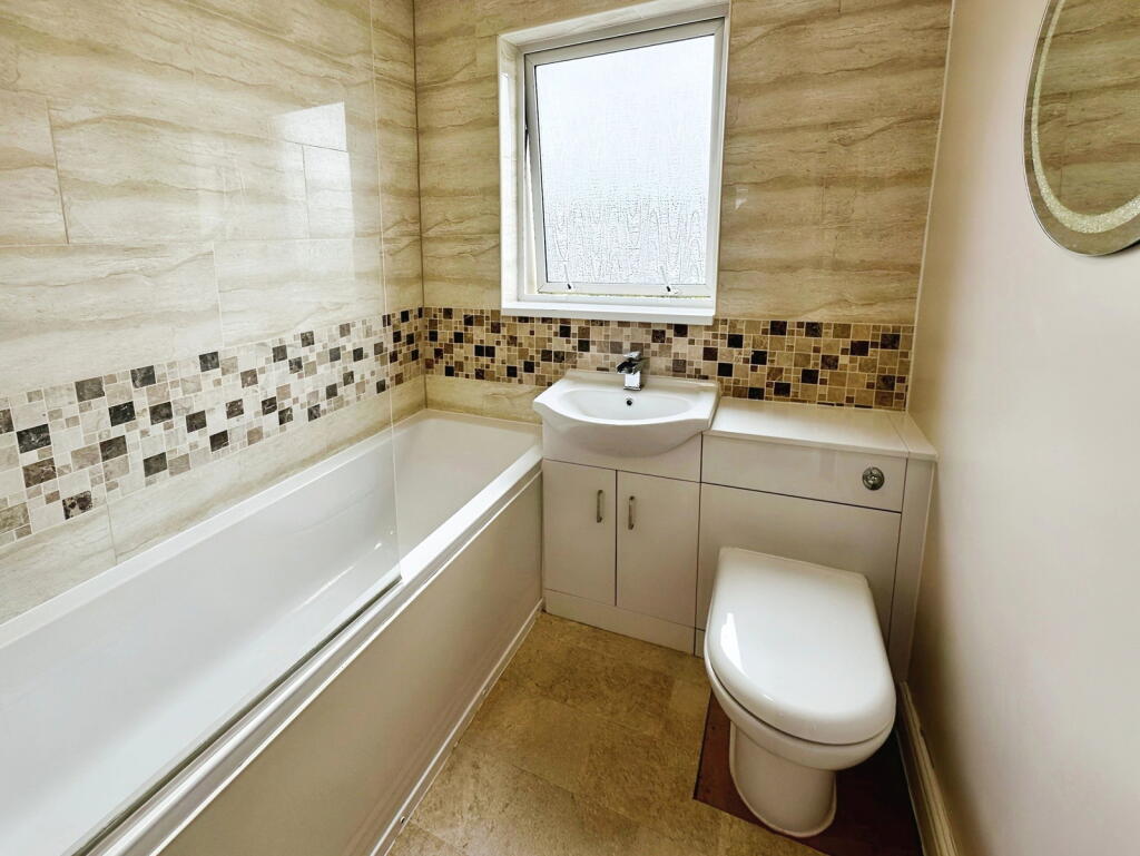 Caulfield Road, Swindon, SN2 8BS - View 4
