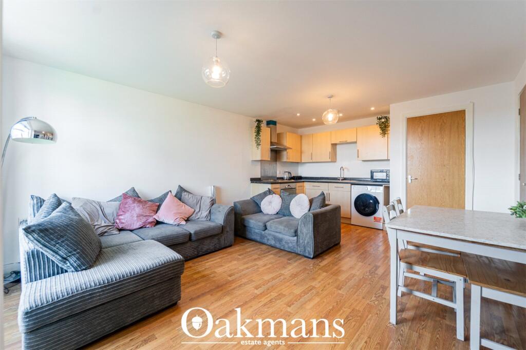 Apartment in Birmingham, Calthorpe Fields - View 3