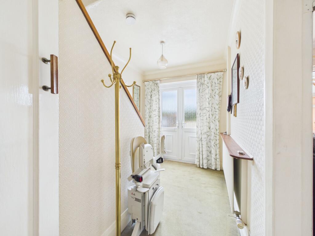 House in Bolsover, Tibshelf - More