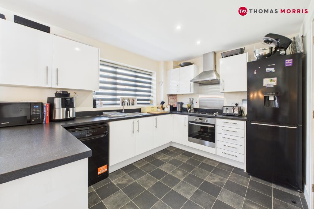 Vulcan Close, Bury, Ramsey, Huntingdon, PE26 photo 2