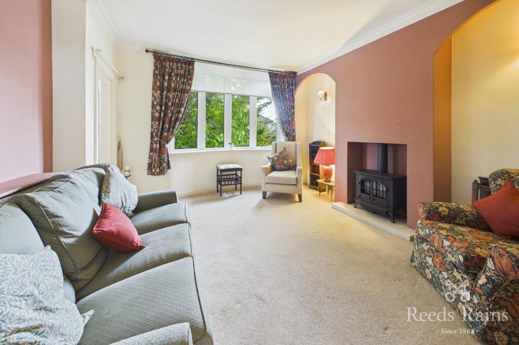 House in Sheffield, Deer Park, Wisewood - View 2