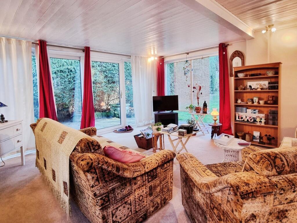 The Causeway, Clophill, Bedfordshire, MK45 photo 3