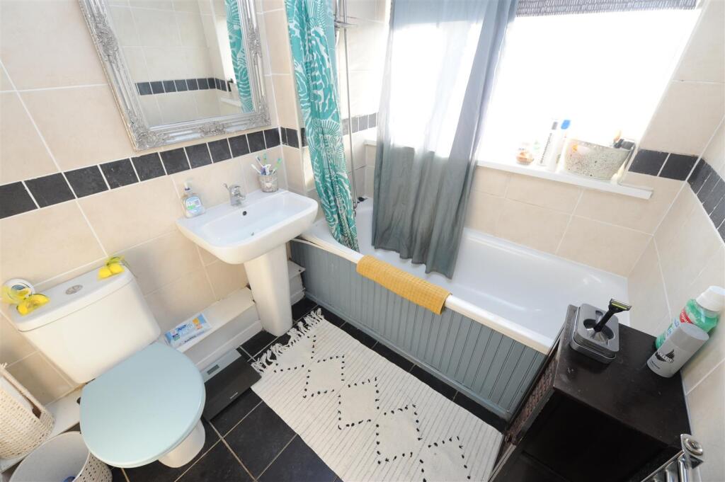 Additional image 13 of Peveril Mount, Eccleshill, Bradford