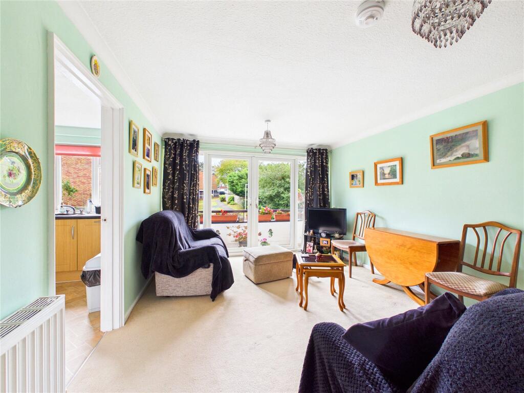 Apartment in Worcester - View 2