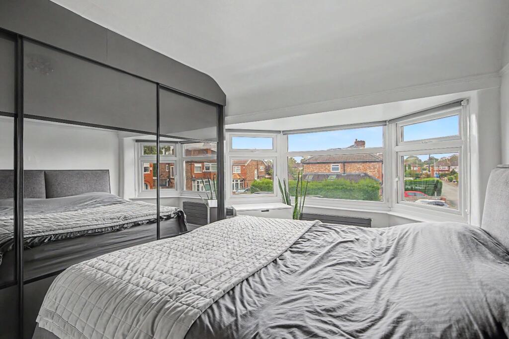 House in Trafford, Brooklands - More