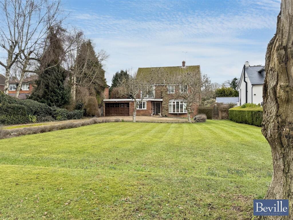 Main image of property: Chiltern Road, Peppard Common