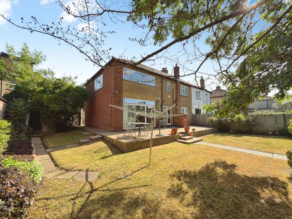 House in London - View 5