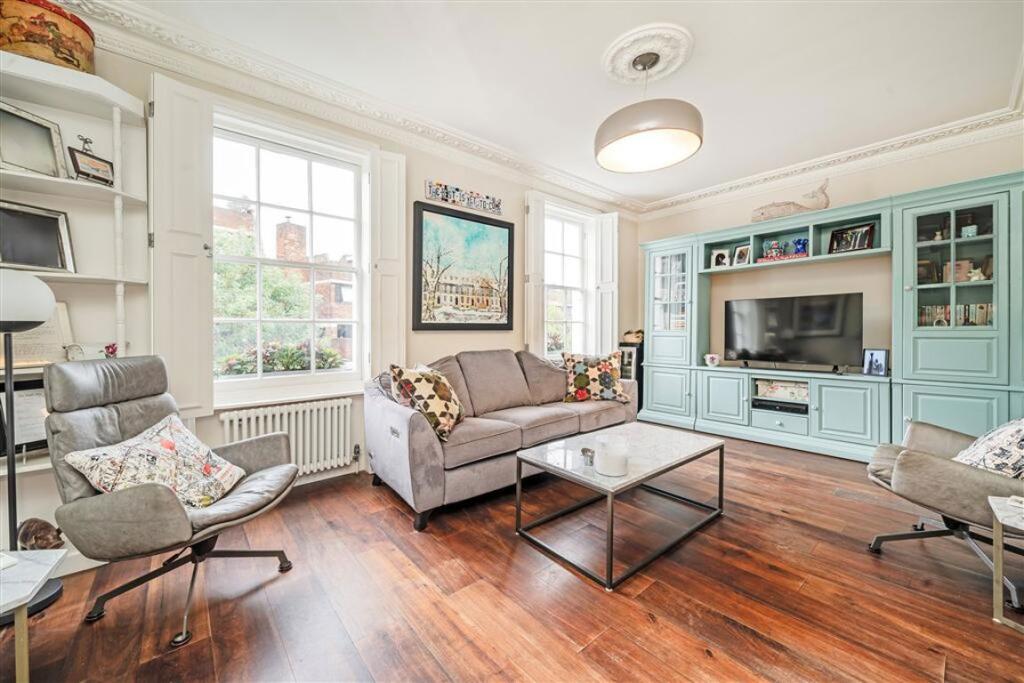 Apartment in London - View 3