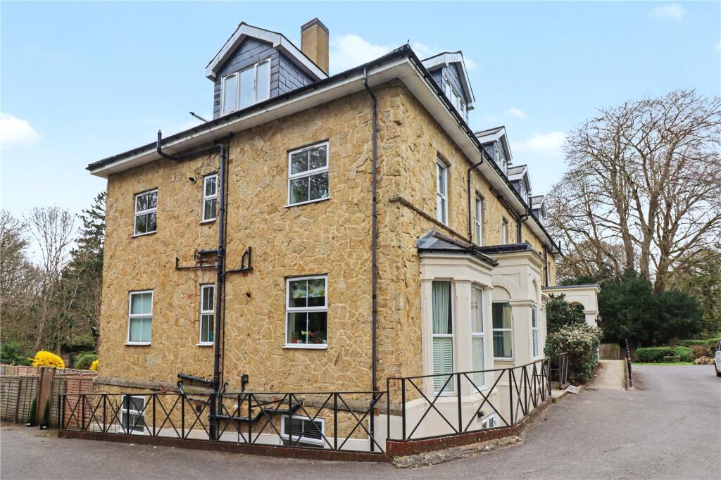 Main image of property: Hunters Lodge, Nutfield Road, Redhill, Surrey, RH1