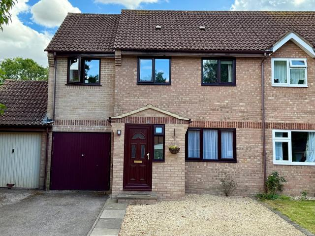 4-bed semi-detached on Wheeler Close, Whitchurch, £445,000