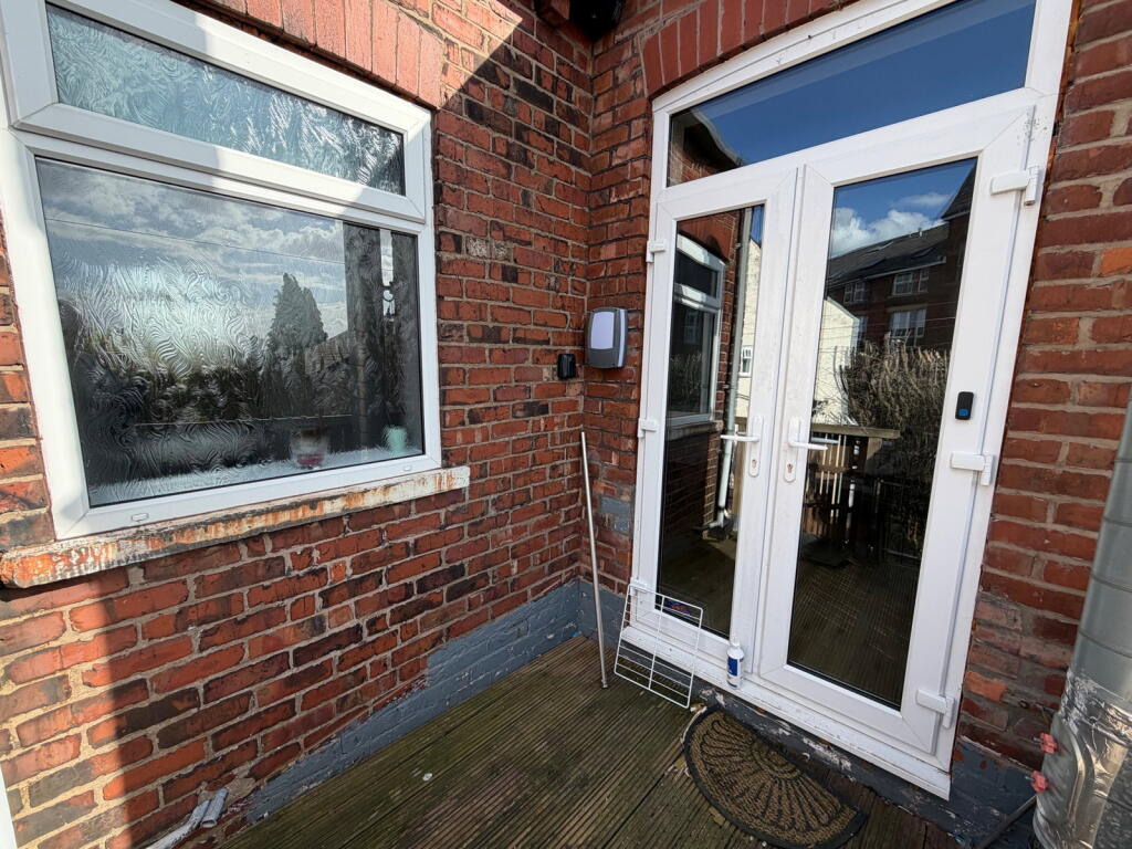 Apartment in Tameside, Greater Manchester - View 2