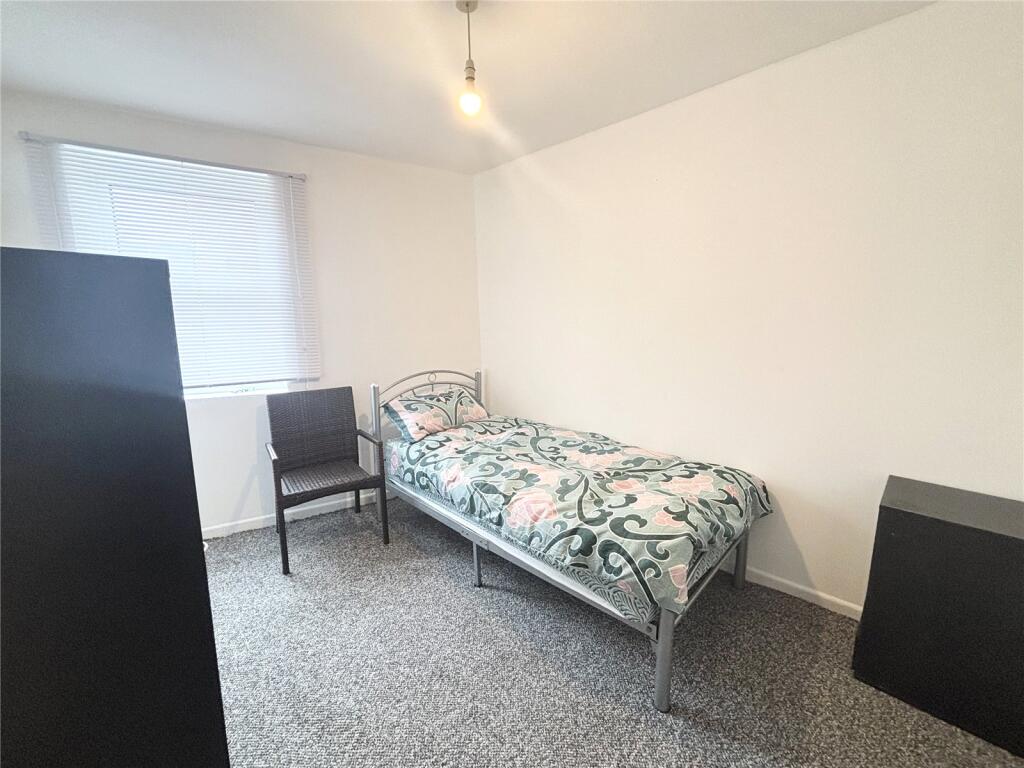 1 bedroom house share for rent
