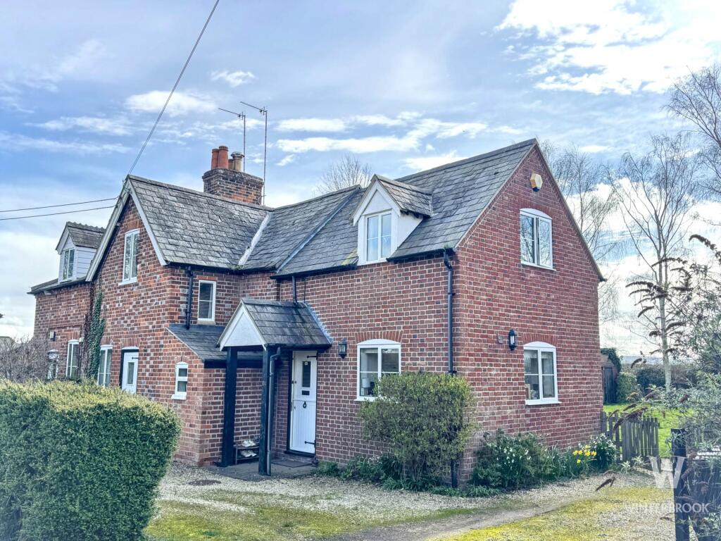 Main image of property: The Green North, Warborough