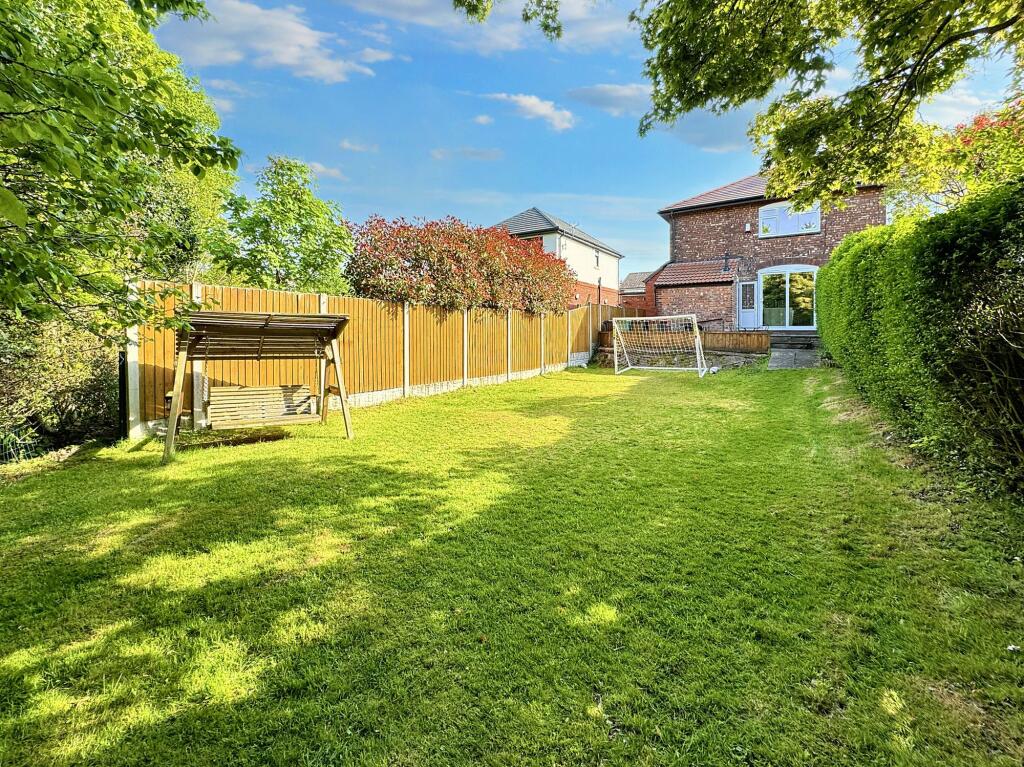 House in Bury, Chapel Field - View 4