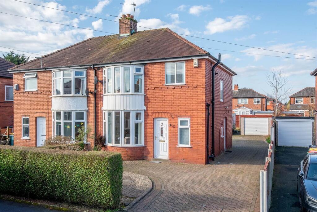Main image of property: Elm Avenue, Ashton-On-Ribble, Preston