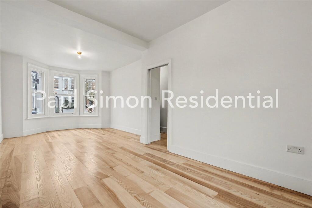 5-bed terraced on Chesterfield Gardens, Harringay, London, N4, £1,150,000