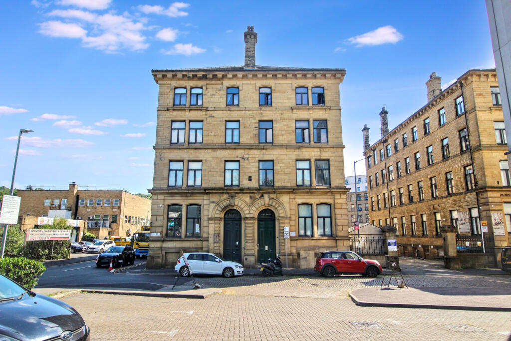 Apartment 6, 20-22 Mill Street, Bradford, BD1 4AB