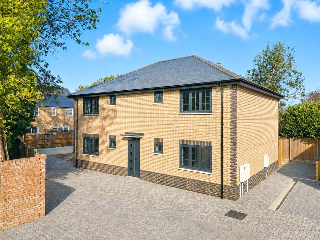 Main image of property: Cox's Yard, 16-18 Rayne Road, Braintree, Essex, CM7