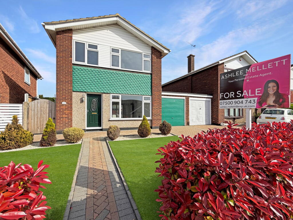 Main image of property: Abbotts Drive, Corringham SS17 7BN