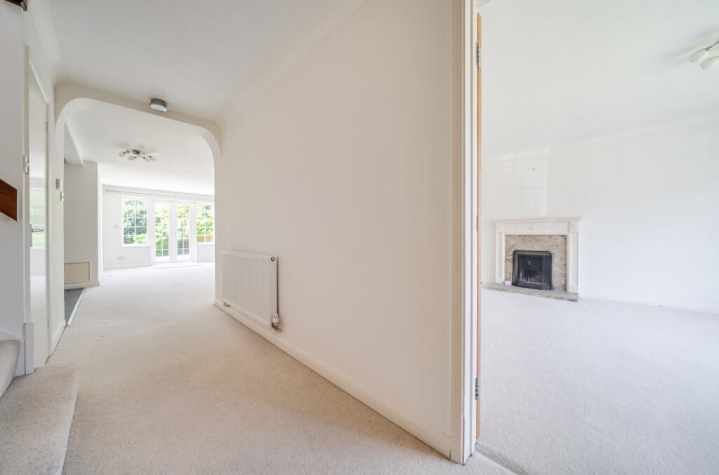 Phillips Close, Bargate Wood, Godalming, Surrey, GU7 - View 5