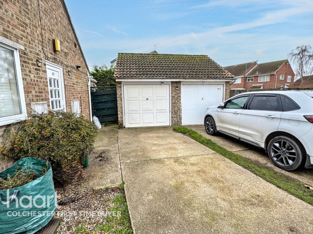 Alexandra Drive, Colchester photo 2