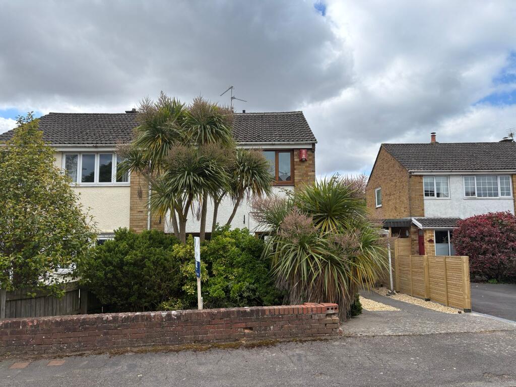 3, Stafford Road, Caldicot, Newport NP26 5DE photo 2