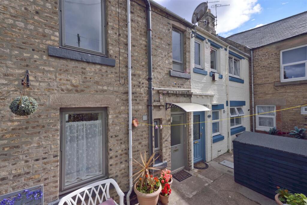 Main image of property: 84 Albert Road, Eyemouth