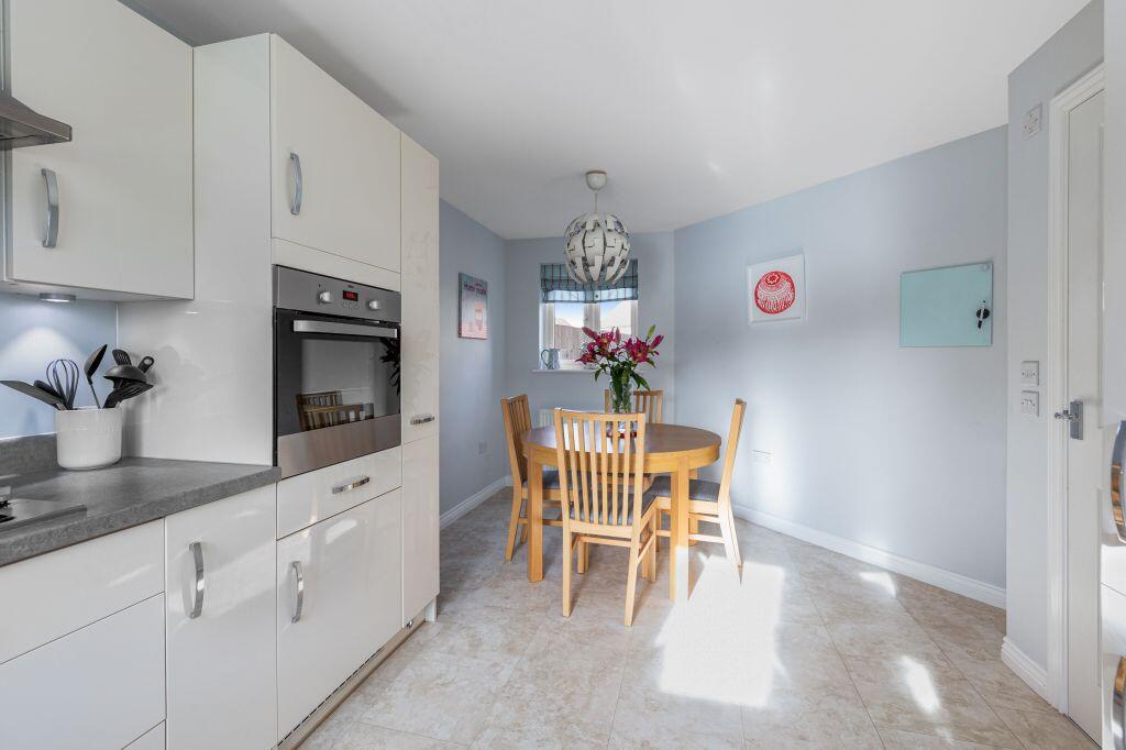House in Bilston, Damhead - View 5