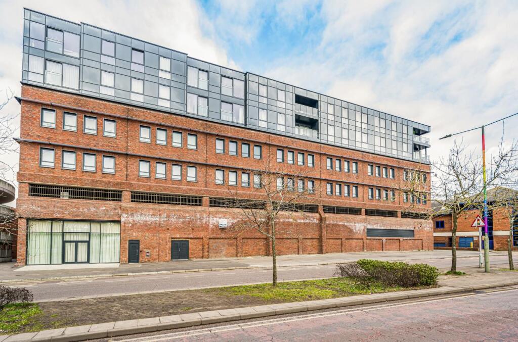 Main image of property: Ashwood House 16-22 Pembroke B, Camberley