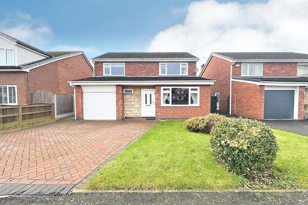 Main image of property: Stirling Court, Holmes Chapel, CW4