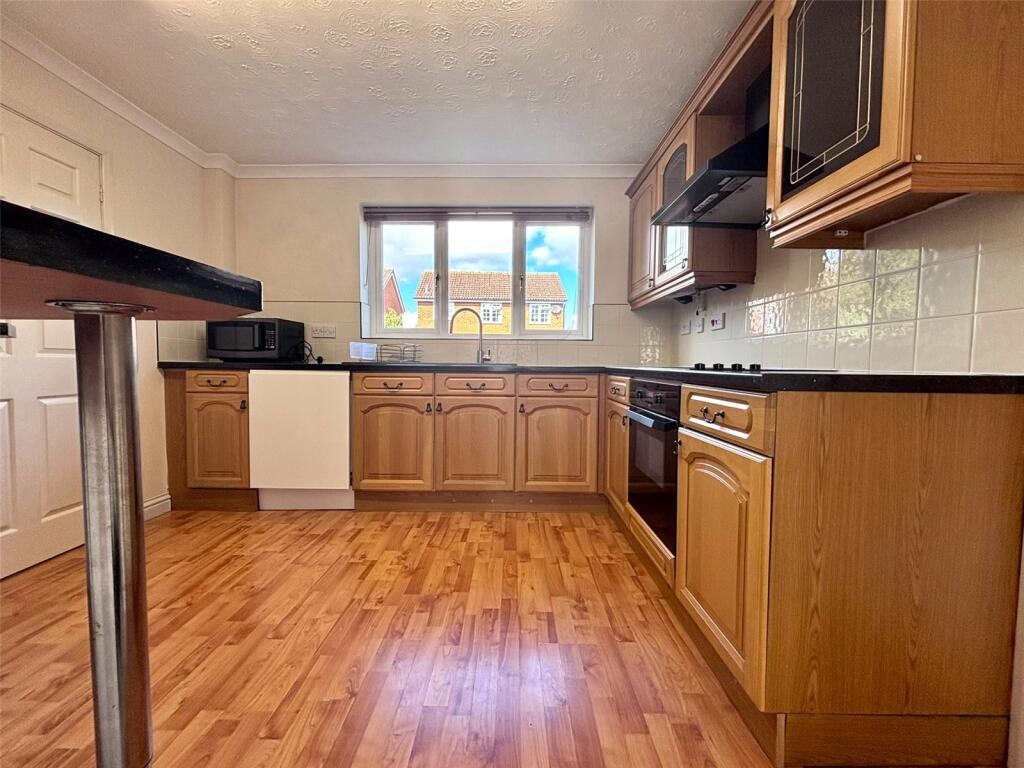 House in Huntingdonshire, Stukeley Meadows - View 2