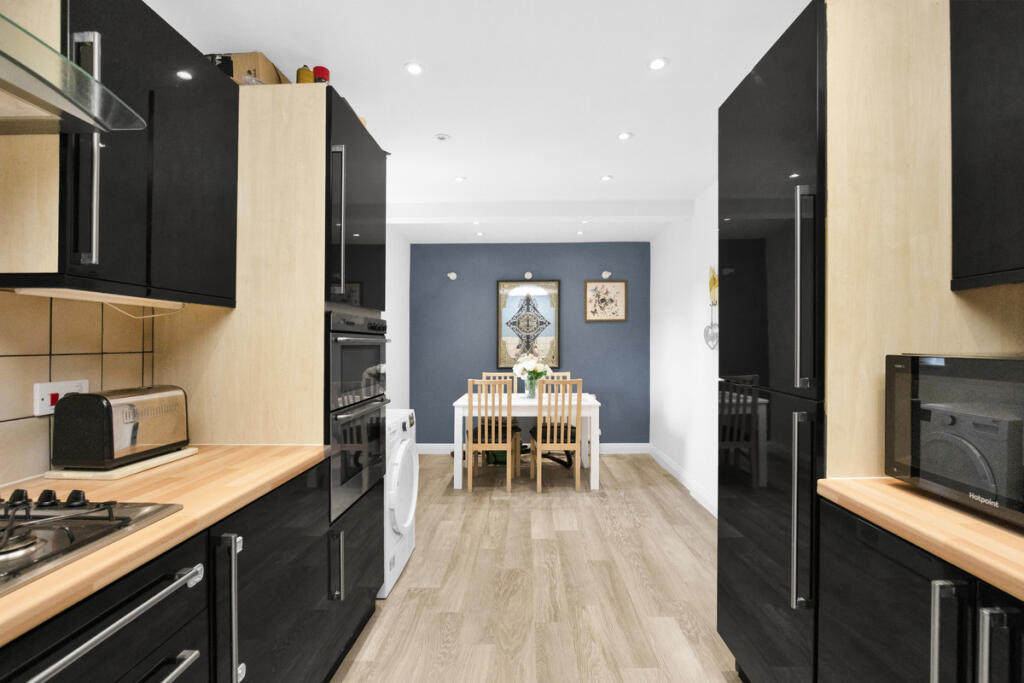 Apartment in Bournemouth, Springbourne - View 5