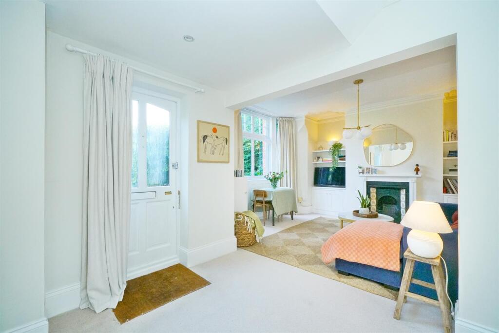 Apartment in St Albans, Bernards Heath - View 4