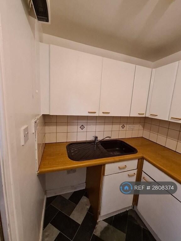 Additional image 10 of North Street, Keighley, BD21